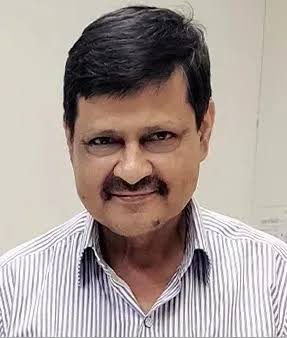 Dr Umesh R